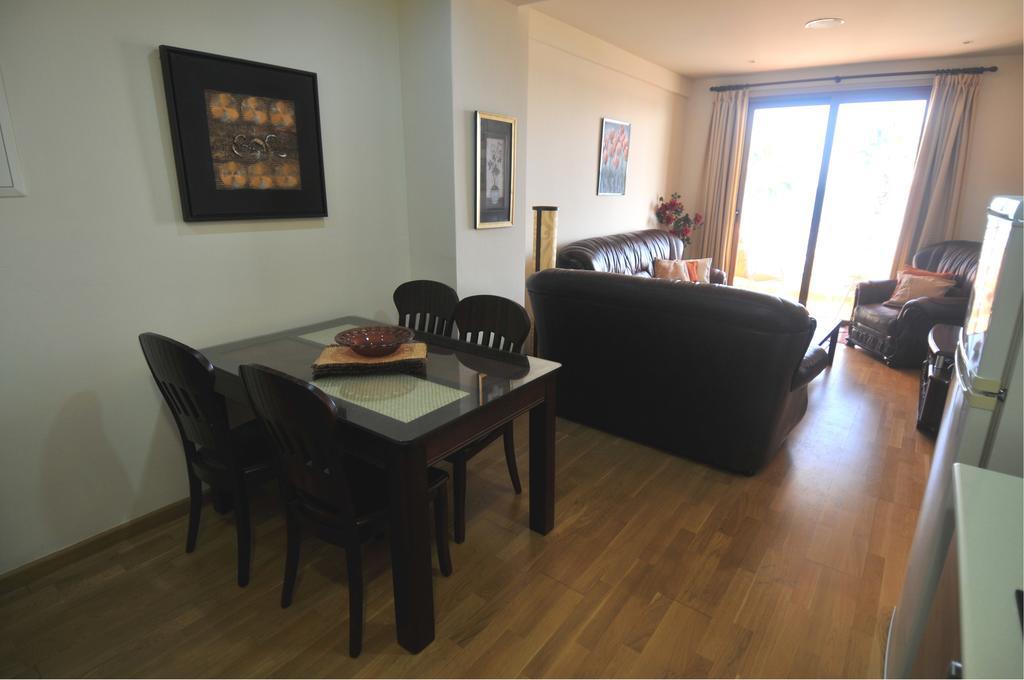 Ithaki Phinikoudes Apartment No. 202 Larnaca Quarto foto