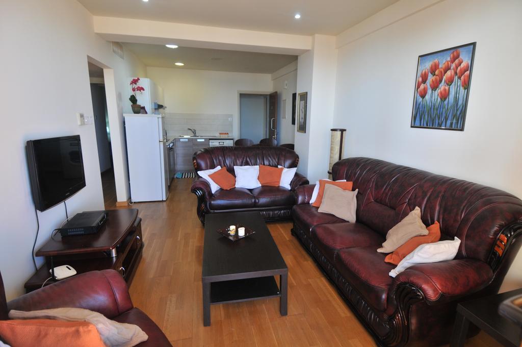 Ithaki Phinikoudes Apartment No. 202 Larnaca Quarto foto