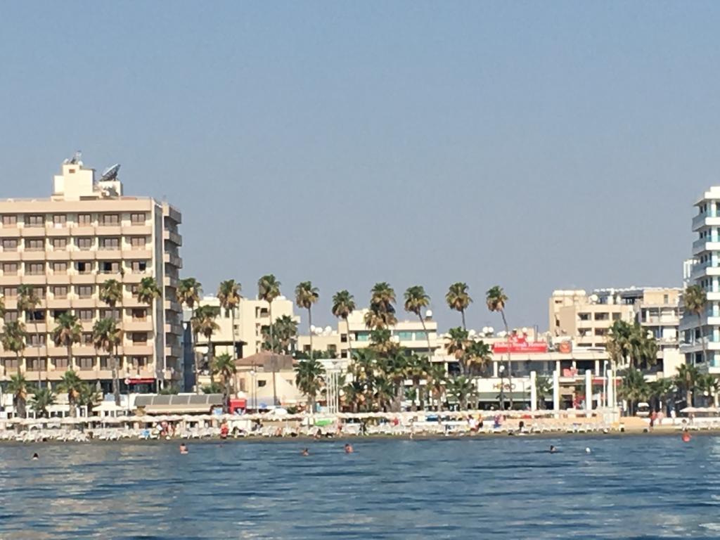 Ithaki Phinikoudes Apartment No. 202 Larnaca Exterior foto